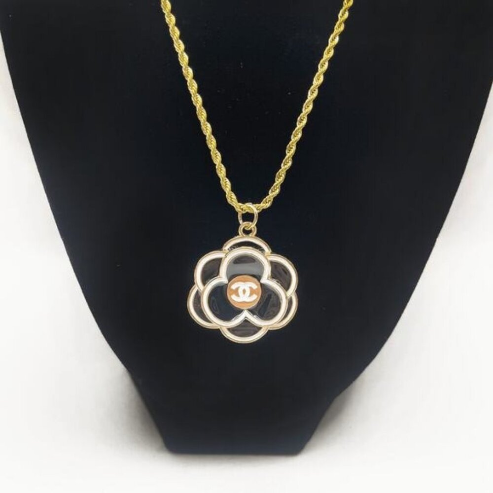 CHANEL CC Charm Pendant Camellia Black on Necklace Gold Plated Chain - Picture 1 of 10